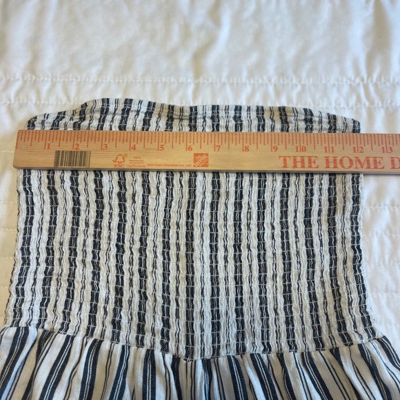 Garage Striped Smocked Romper Strapless Casual Comfy Black White S - Picture 4 of 4